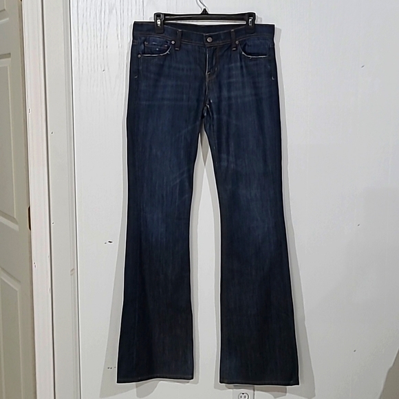 Citizens of Humanity Low Waist Flare Jeans. - Picture 9 of 11